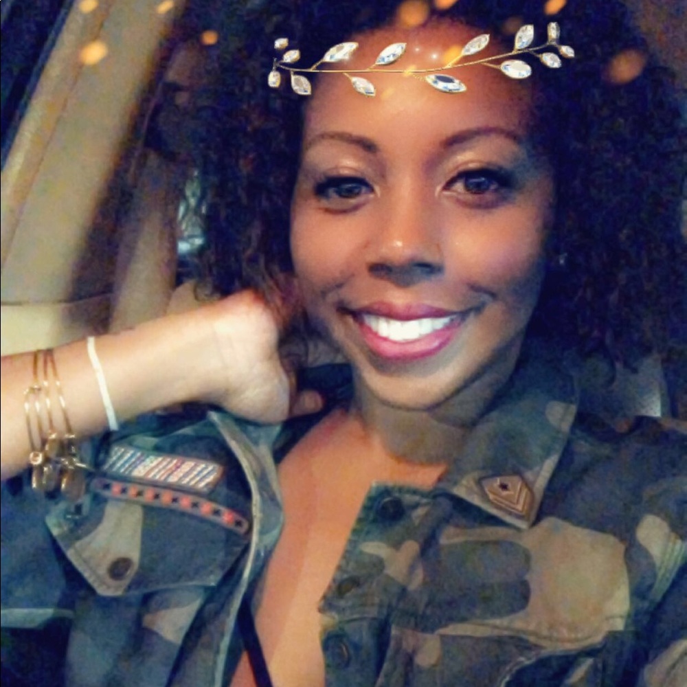 Meet your Posher, Tara